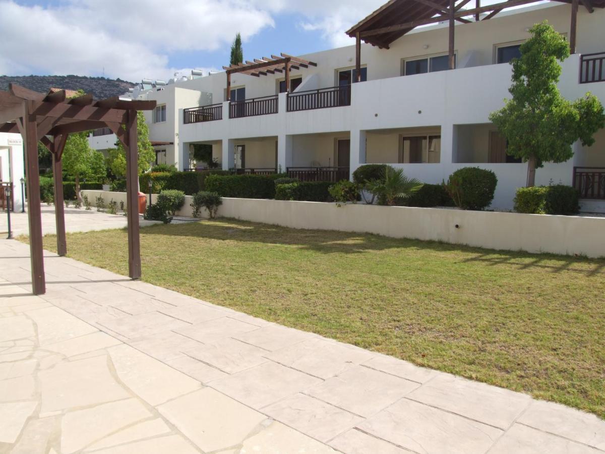 Pleasantly Furnished Apartment B201 With Large Terrace, Wi-Fi & Android Tv Peyia Exterior photo