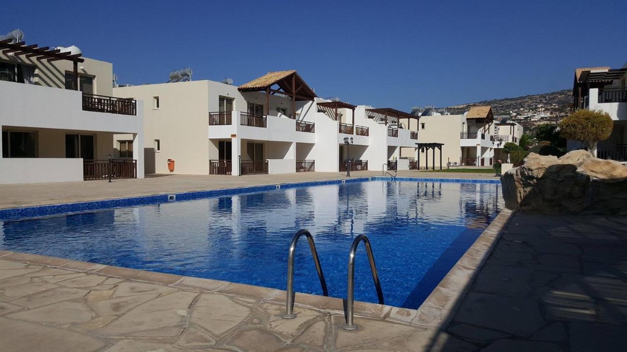 Pleasantly Furnished Apartment B201 With Large Terrace, Wi-Fi & Android Tv Peyia Exterior photo