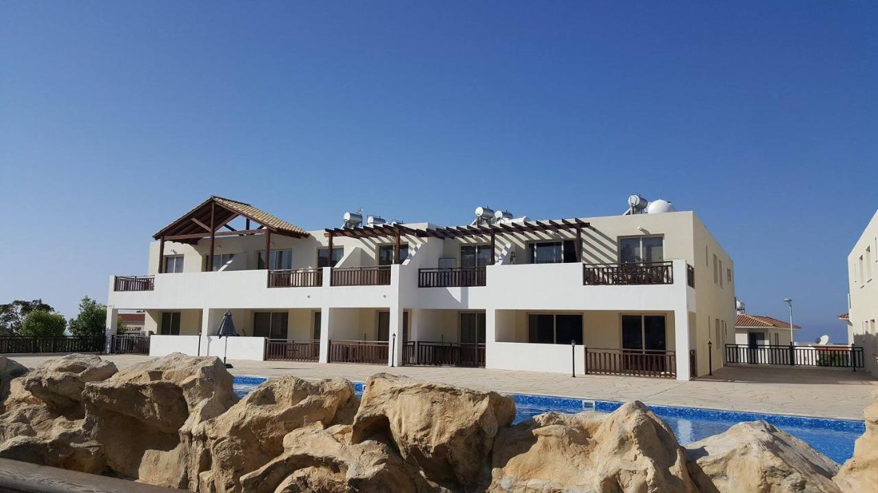 Pleasantly Furnished Apartment B201 With Large Terrace, Wi-Fi & Android Tv Peyia Exterior photo